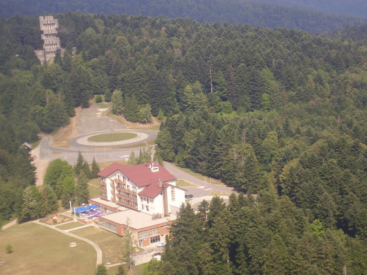 Hotel Monument Mrakovica Екстериор снимка
